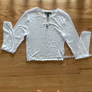 Forever 21 “no thanks” White Cropped Long-Sleeve Tee- Size L